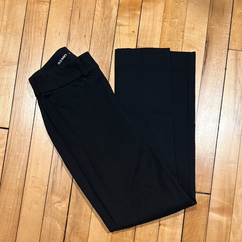Old Navy Women's Classic Black Cropped Pants